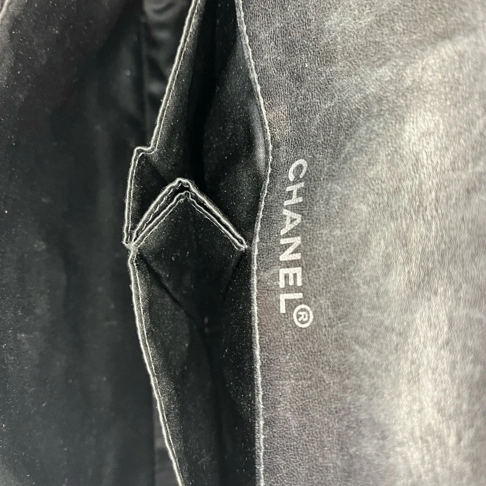 CHANEL Black  East West Canvas   Bag - Picture 10 of 13